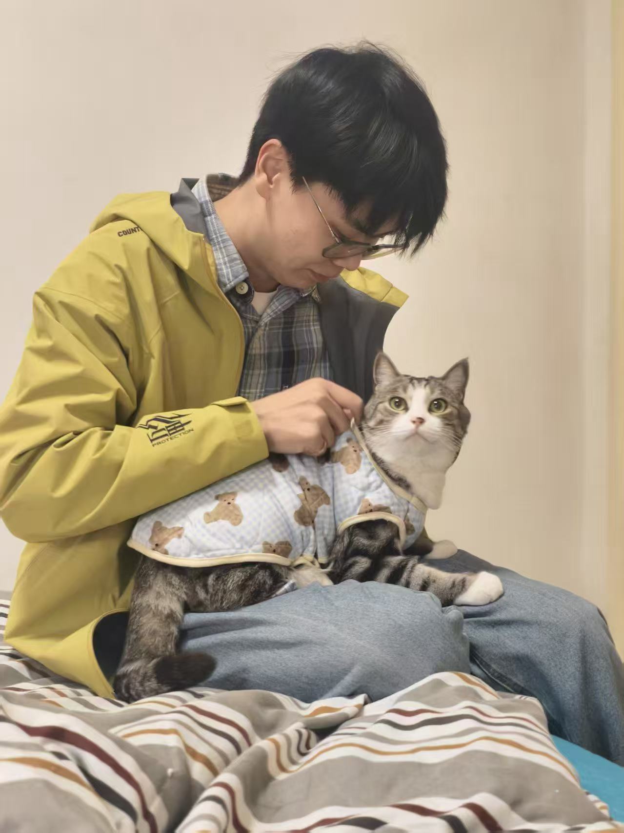 Dai-Jun with his cat